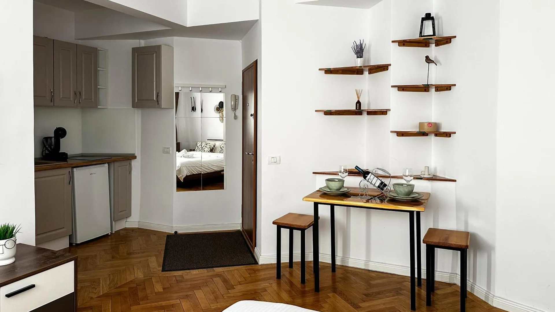 Apartment Carol In Woodland Central Studio Bucharest